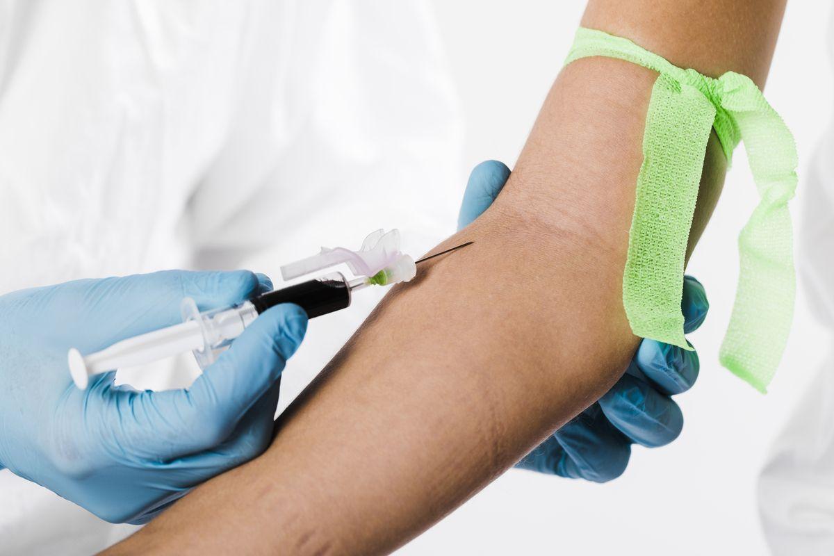 Es importante acudir rápidamente a un centro hospitalario para detectar las sustancias habitualmente implicadas en casos de sospecha de sumisión química