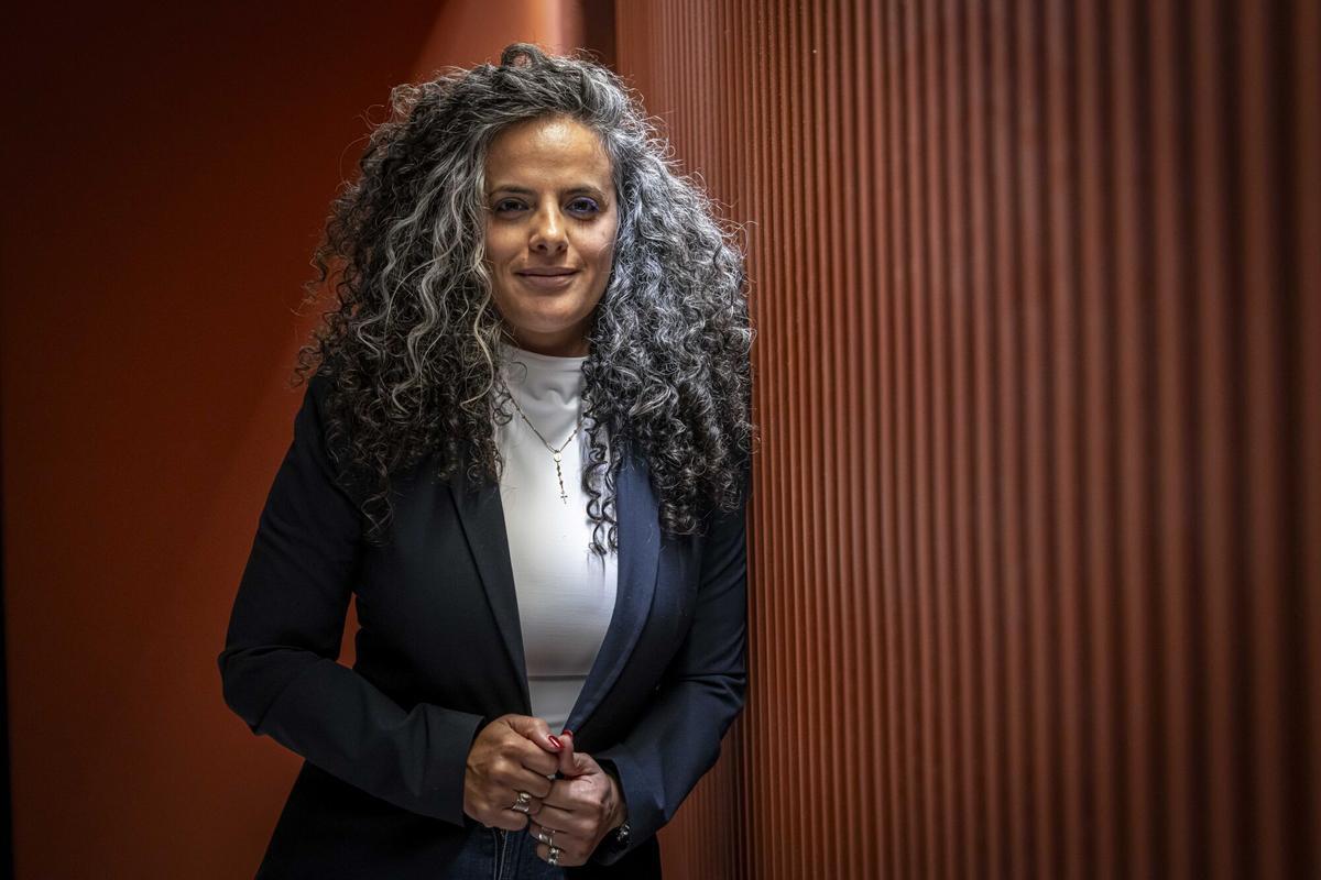 Barcelona 07/09/2025 Deportes. Entrevista Honey Thaljieh, futbolista, cofundadora de la selección femenina de futbol de Palestina y Relaciones Públicas de la FIFA. Gallery Hotel. AUTOR: MANU MITRU