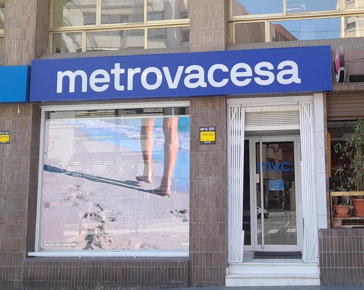 Imagen de la fachada del nuevo local de Metrovacesa en Alicante.