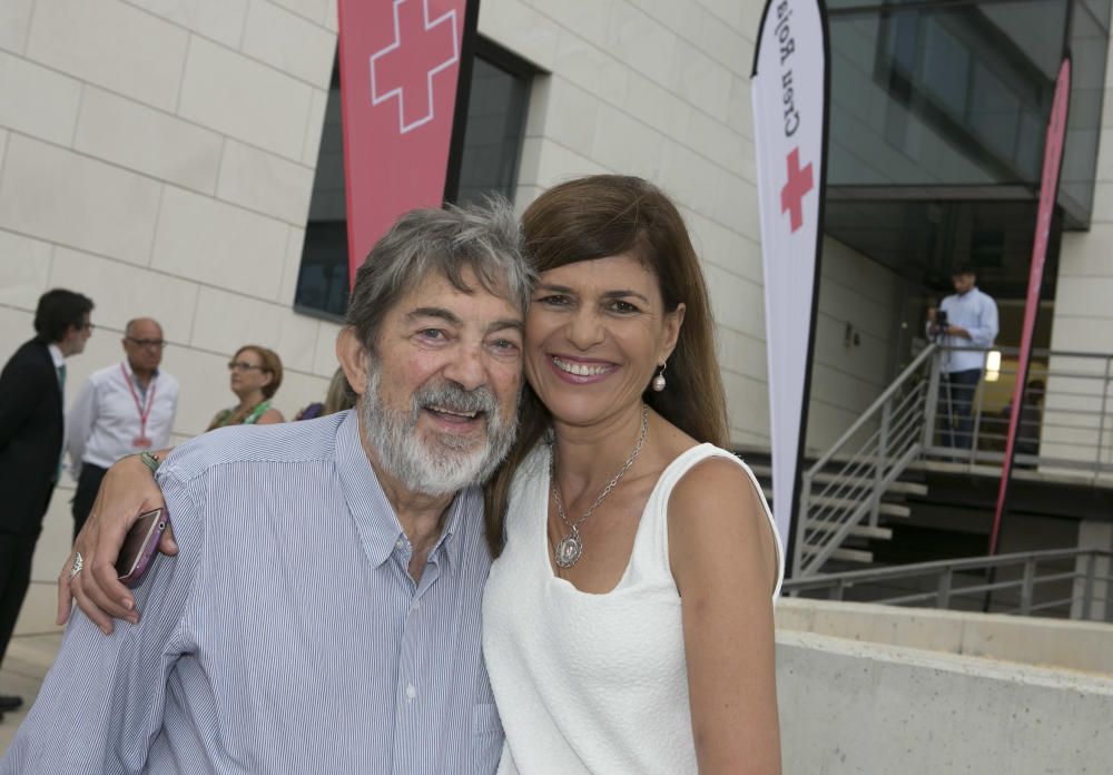 De los homenajeados ayer se resaltó, entre otras virtudes, su «humanidad», ser «periodistas todoterreno» y hacer un trabajo «libre» durante los años de dictadura.