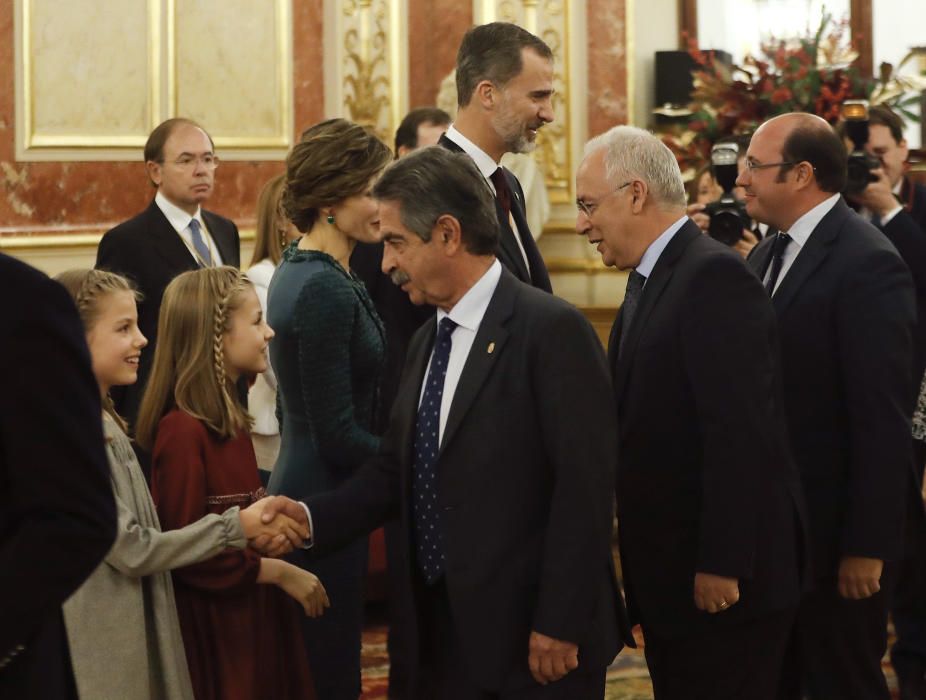 Leonor y Sofía, protagonistas en el Congreso