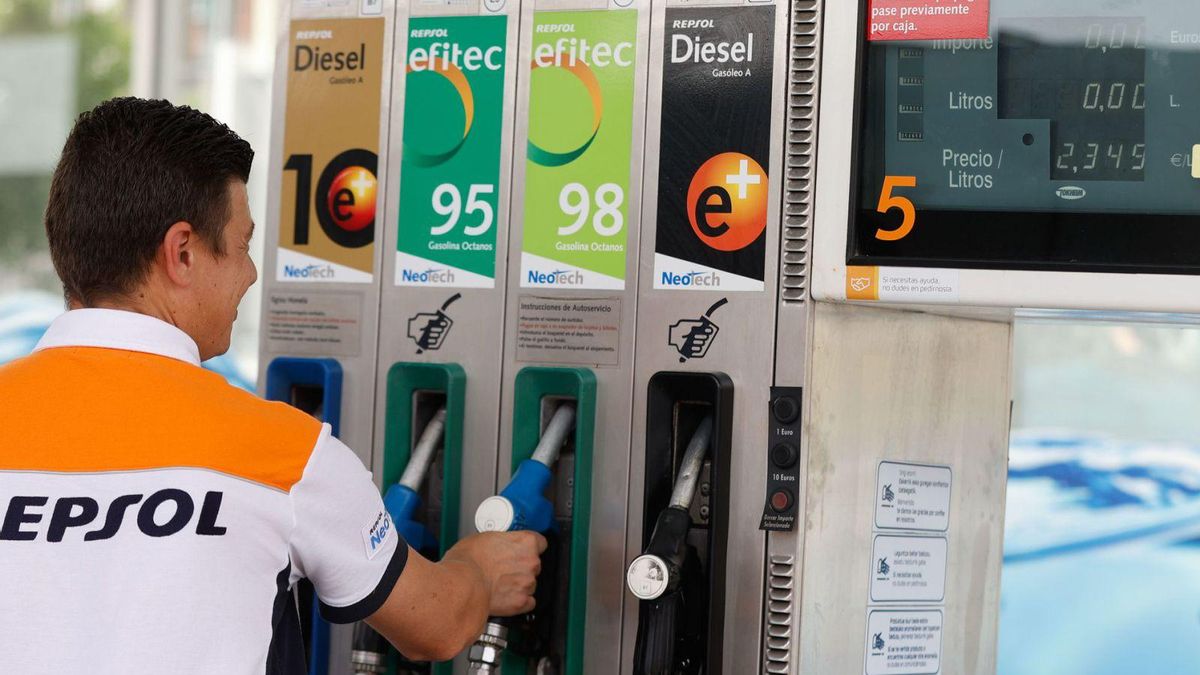 Los precios de los carburantes podrían volver a tener importantes subidas, justo a las puertas de que comience el periodo de vacaciones.
