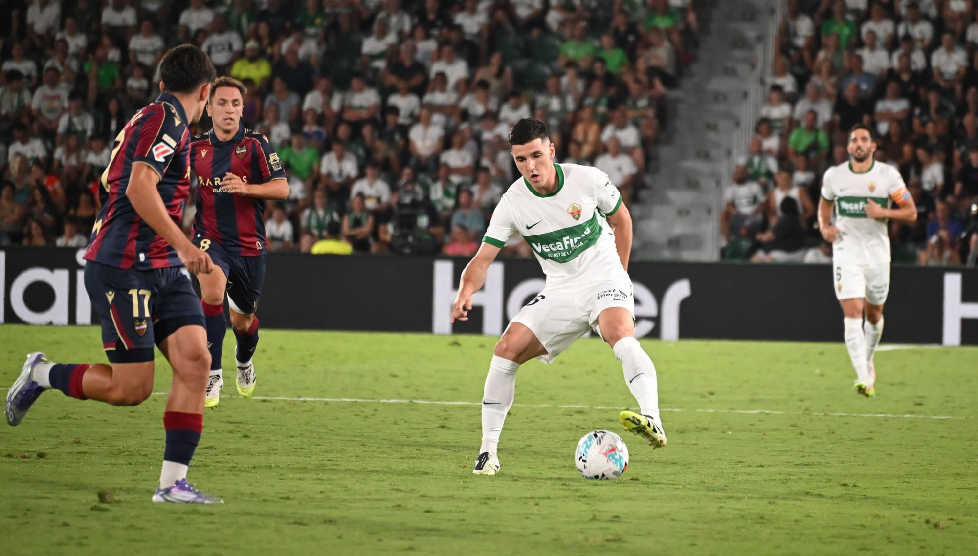 Las mejores imágenes del la victoria del Elche CF frente al Levante (2-0)