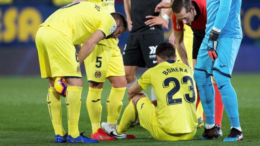 Bonera tras caer lesionado.