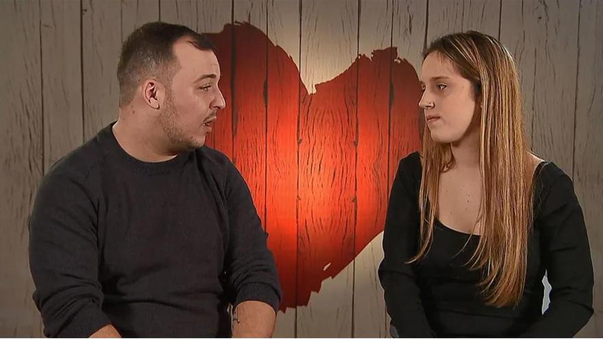 Una comensal de First Dates &quot;bastante madura para su edad&quot; rechaza a su cita porque le parece un pagafantas