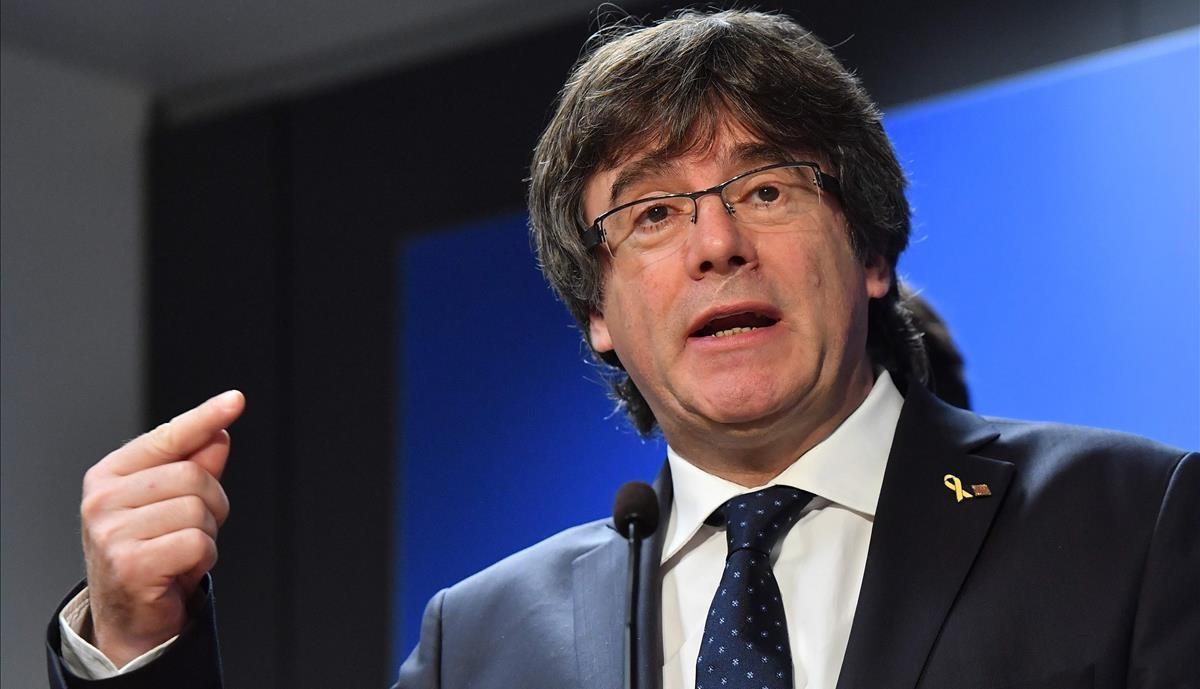 zentauroepp44933175 former catalan president carles puigdemont gestures as he ad180907133651 zentauroepp44933175 former catalan president carles puigdemont gestures as he ad180907133651