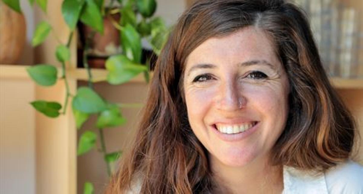 Marta León alerta contra el sexisme en medicina i farmacologia.