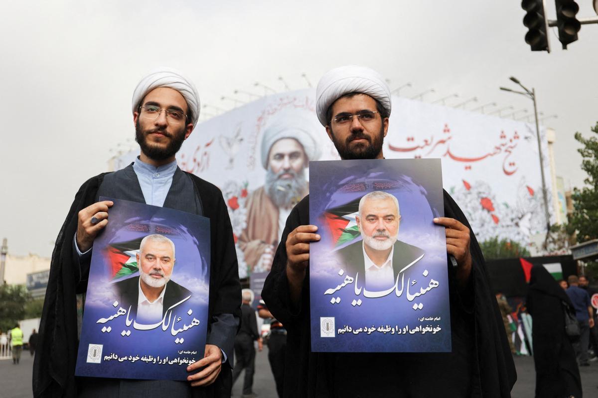 Teherán despide en un funeral multitudinario al líder de Hamás, Ismail Haniya, asesinado por Israel.