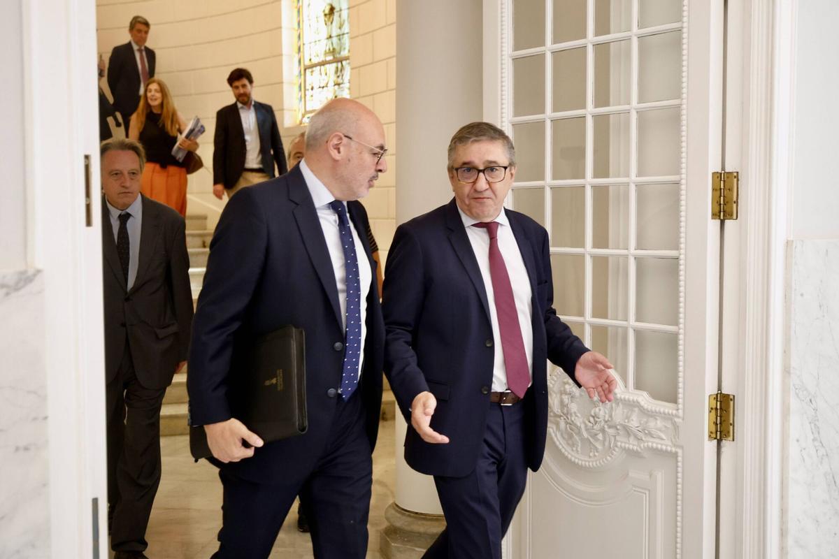 Valencia. Presentación de los nuevos presupuestos 2026 de la Generalitat Valenciana Juanfran Pérez Llorca José Antonio Rovira Susana Camarero VLC