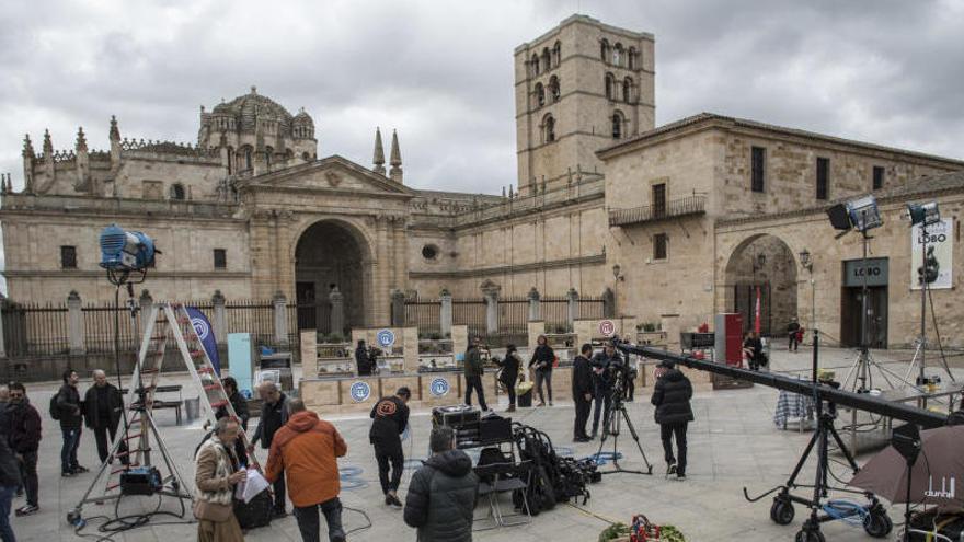 Rodaje del programa de MasterChef en la plaza de la Catedral de Zamora que será emitido la próxima semana.