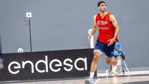 Santi Aldama, durante un entrenamiento de la selección