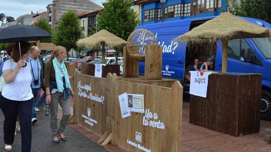 El stand, ayer, en Ribadesella.