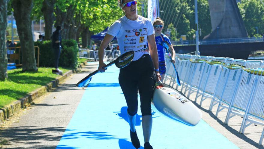 Eva Barrios, campeona de España de Maratón de piragüismo