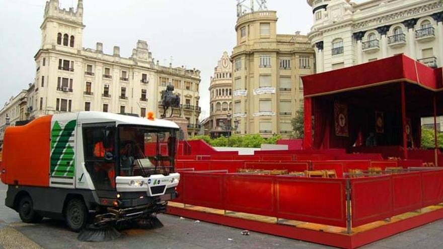 Sadeco recoge un 7% más de residuos en el ecuador de la Semana Santa en Córdoba