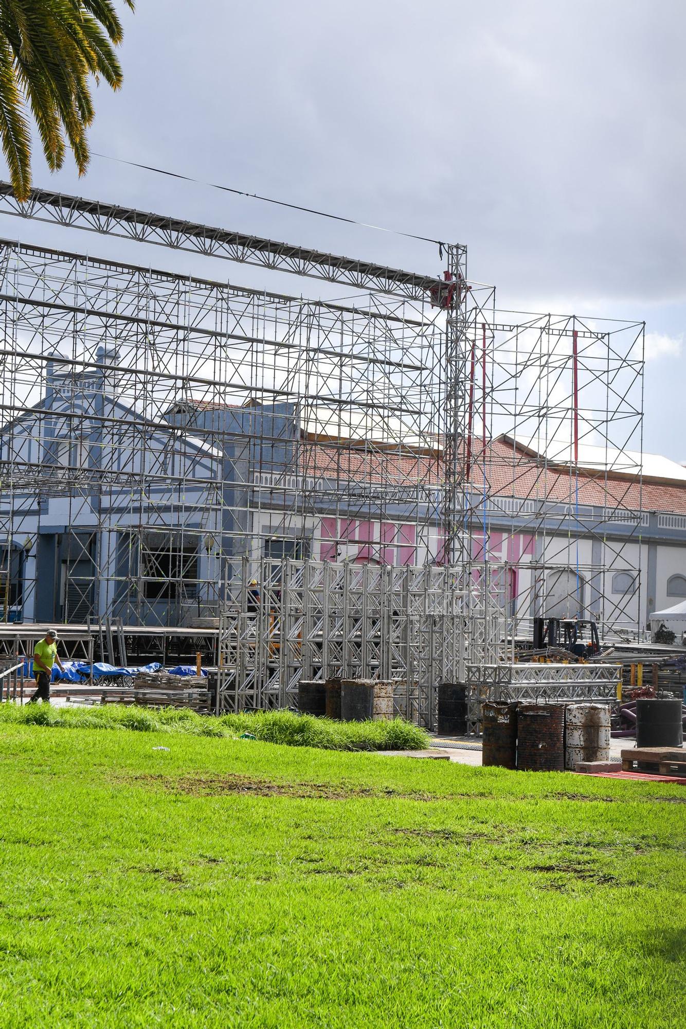 Montaje del escenario del Carnaval de Las Palmas de Gran Canaria 2023