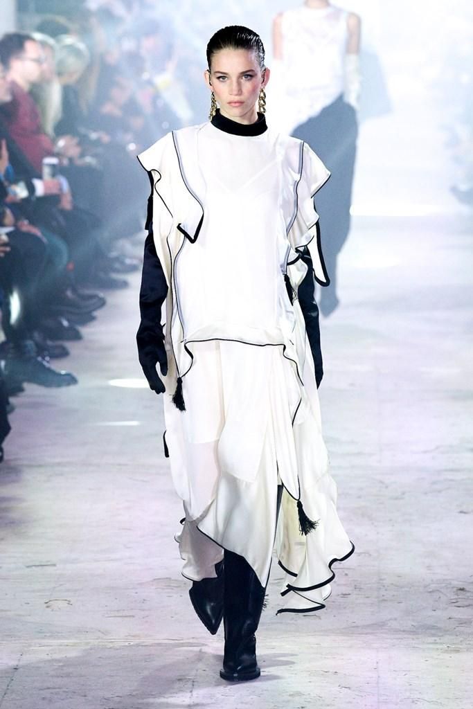 Sacai