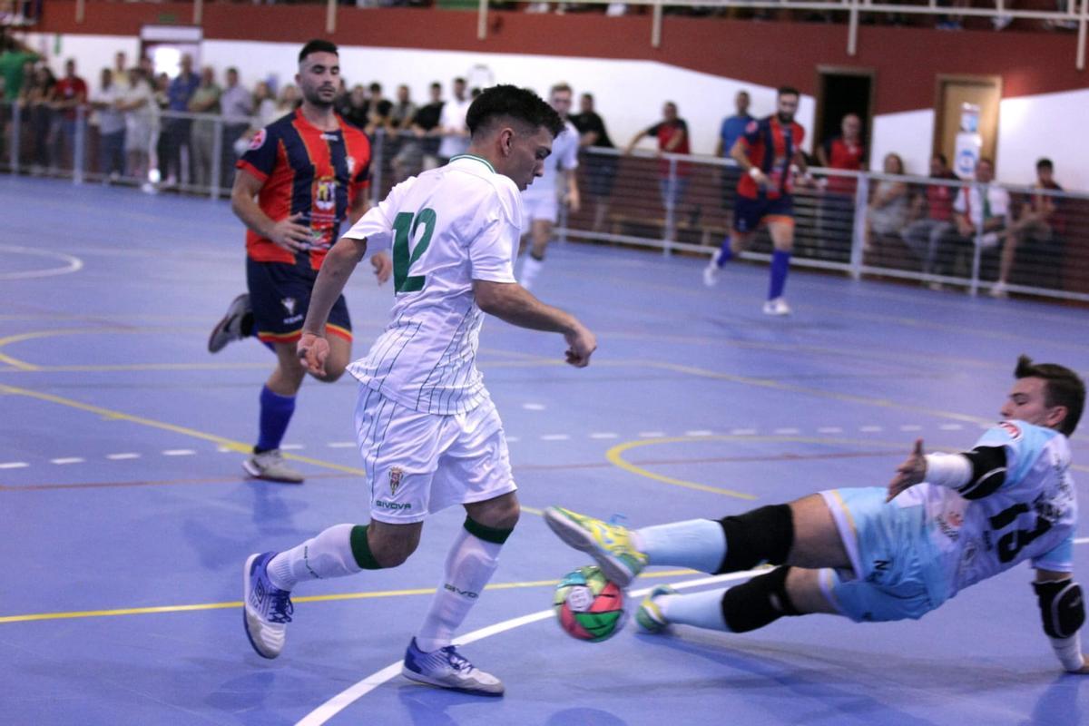 El uruguayo Camilo García, en el partido entre el Córdoba Futsal y La Granja, de Segunda B.