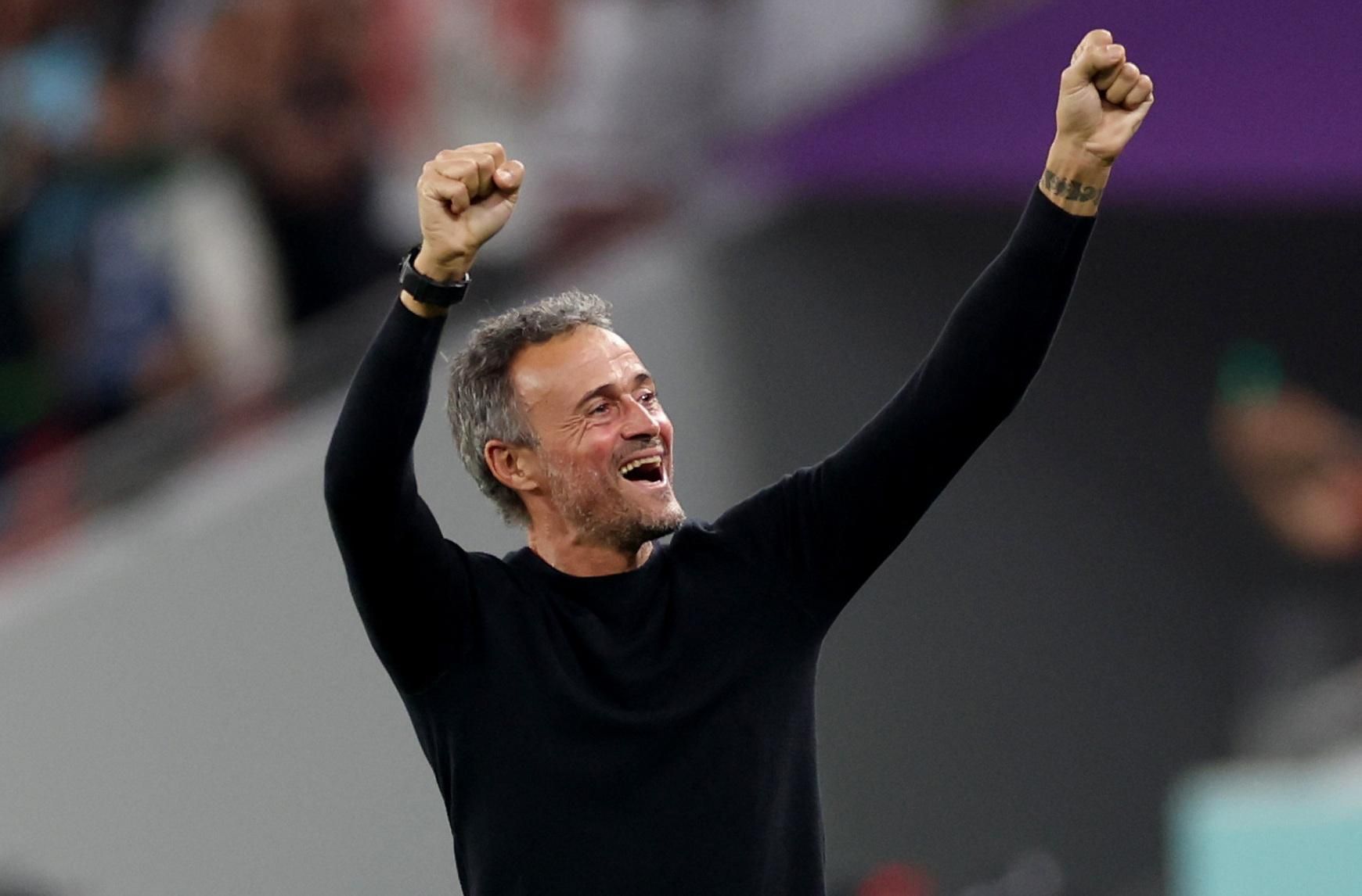 Luis Enrique, seleccionador español, celebra uno de los goles contra Costa Rica.