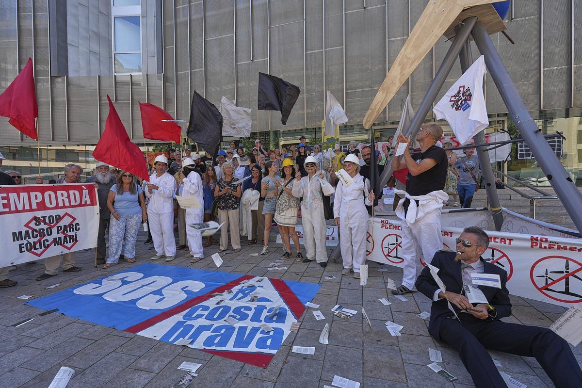 Les imatges de la protesta contra els Macroprojectes energètics