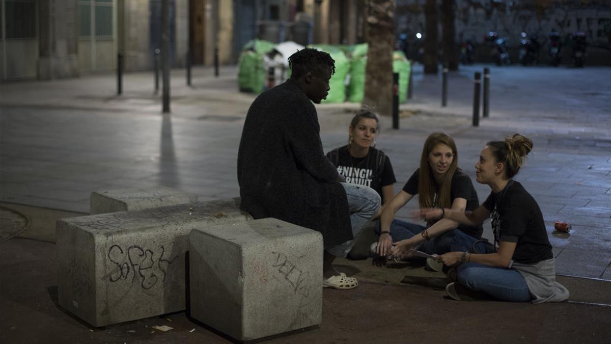 zentauroepp43632267 barcelona 06 06 2018  la fundacio arrels hace un censo y enc180606173234