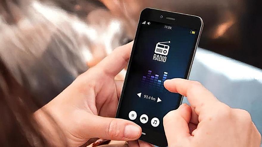 TVyMAS; Los enemigos de la radio