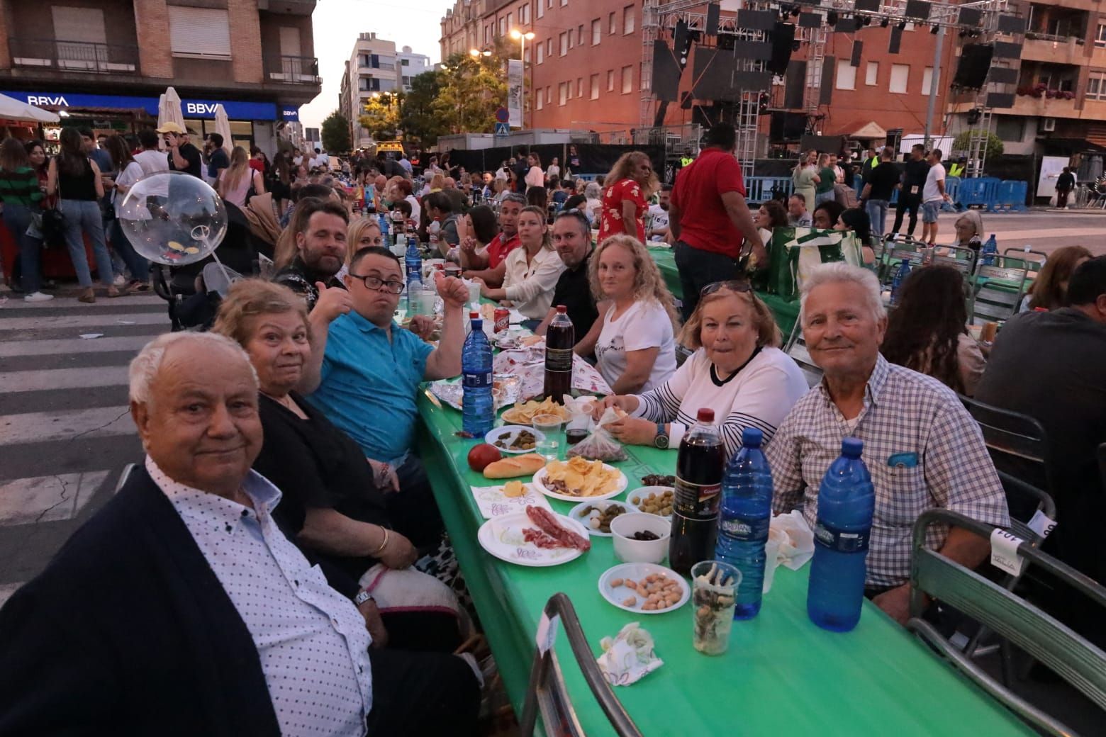 Búscate en la cena de 'pa i porta' de Almassora