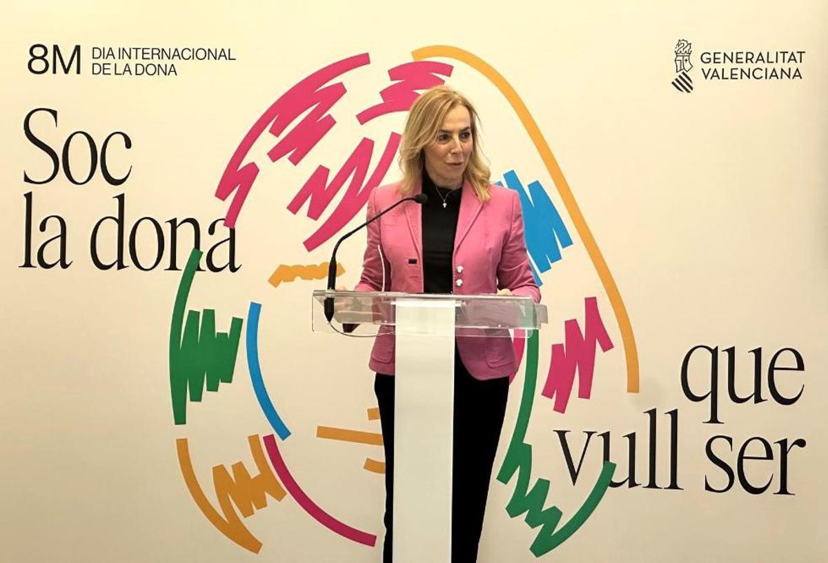 La secretaria autonómica de Igualdad y Diversidad, Asunción Quinzá, presenta la campaña del 8M 'Soy la mujer que quiero ser'