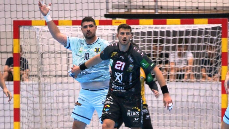 Tiago Sousa  y Lucas Aizen cierran las renovaciones del Ángel Ximénez