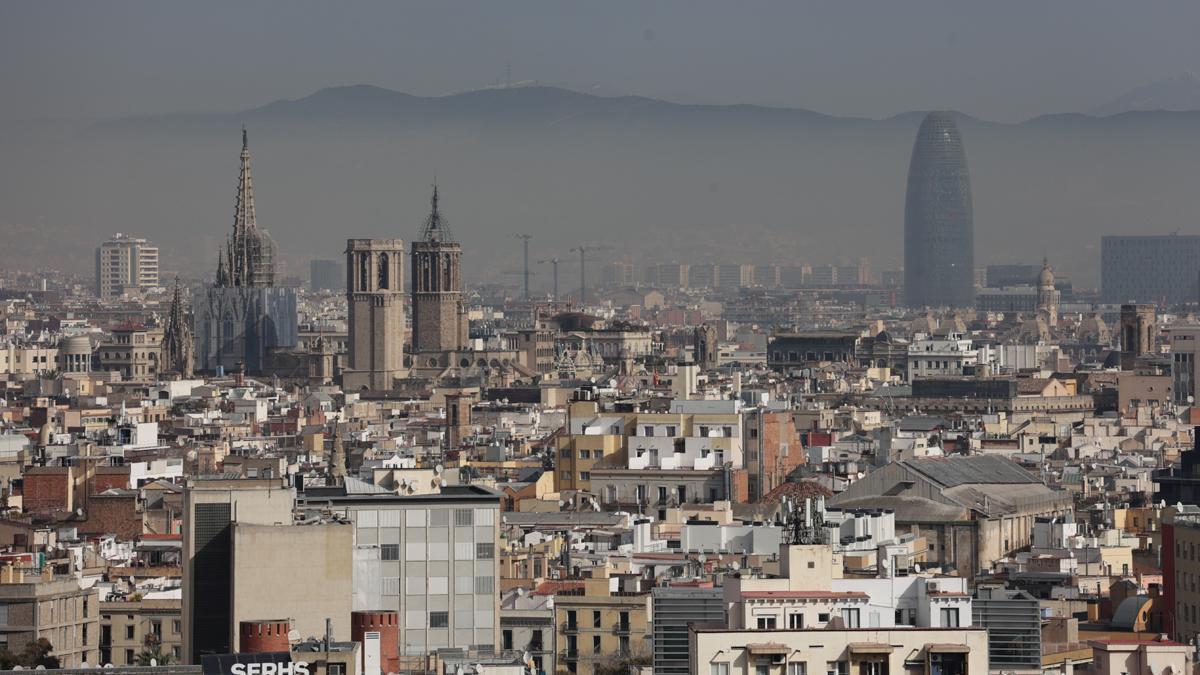 Calima sobre Barcelona