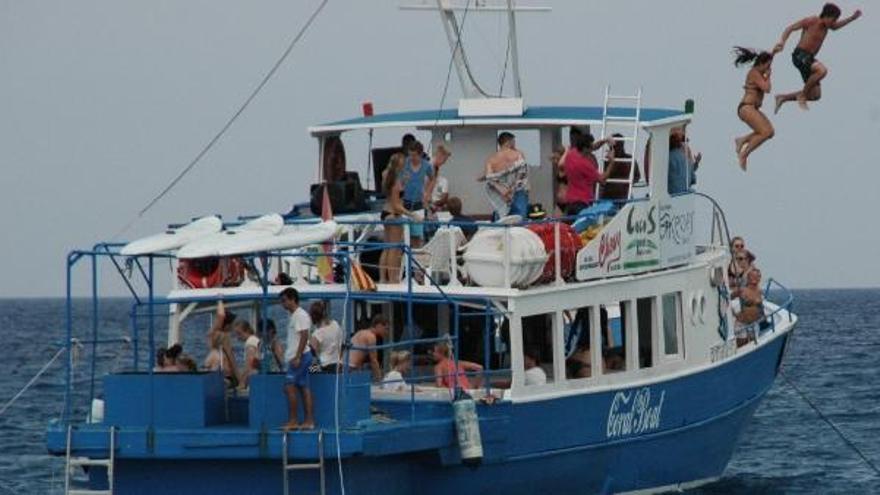 Ausgelassenes Treiben ohne Lizenz? Partyboote auf Mallorca.