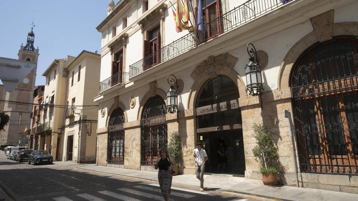 Fachada del Ayuntamiento de Sagunt.