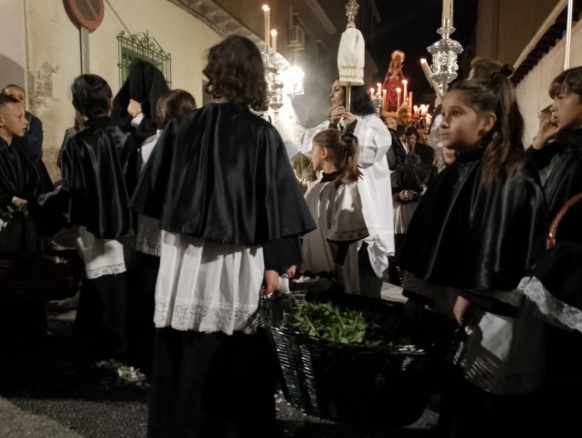 Procesión de Dulce Resignación por el barrio de La Trinidad