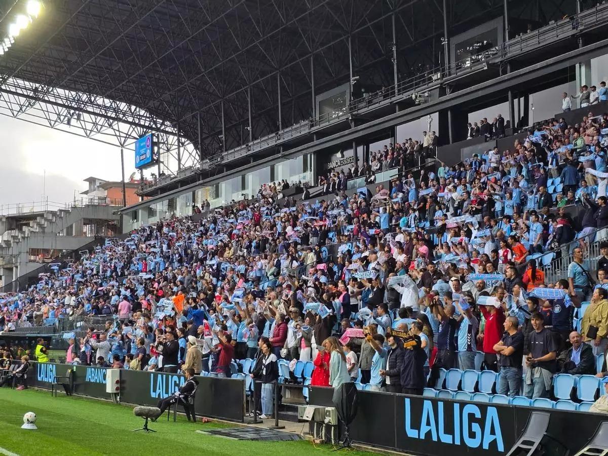Casi 7.000 espectadores acompañaron al filial en Balaídos.