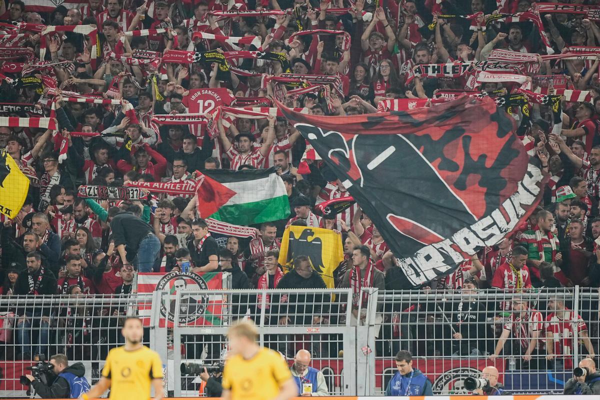 San Mamés muestra su apoyo al pueblo palestino