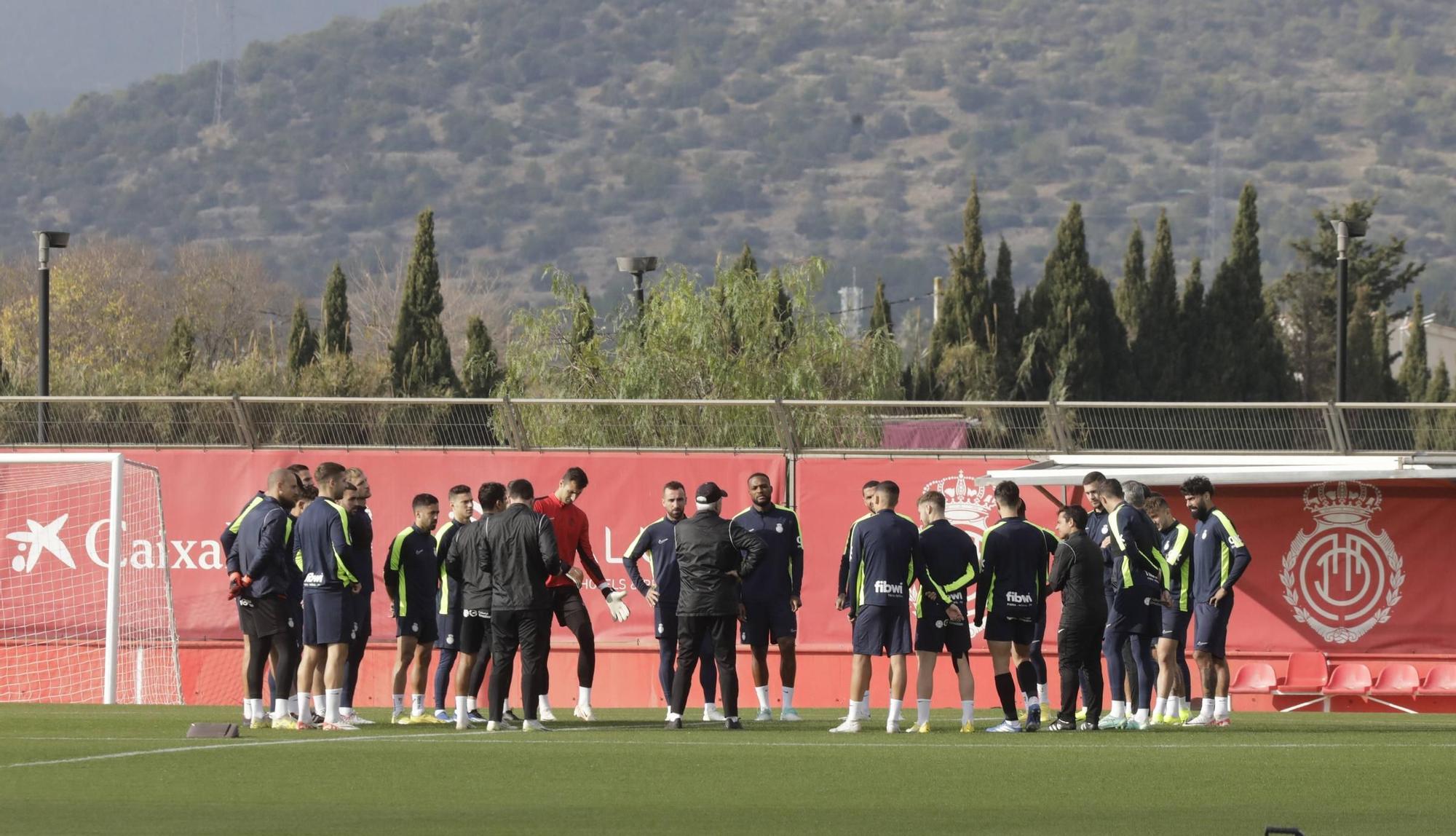 El RCD Mallorca vuelve al trabajo tras Navidad