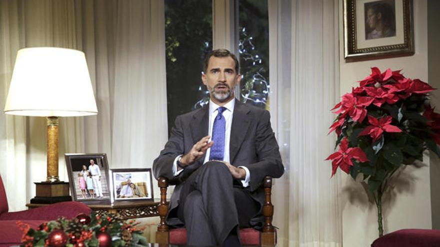 Felipe VI, durante el mensaje navideño.