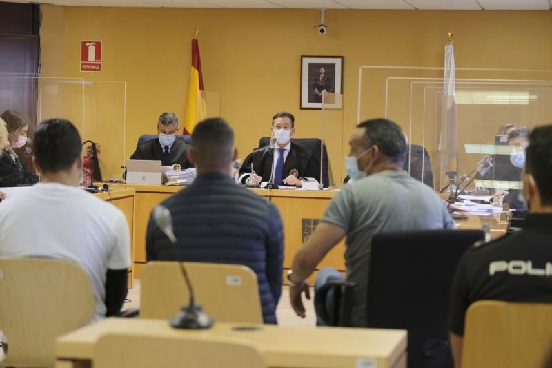 Juicio a cuatro migrantes por amenazas y lesiones en el campamento de Las Raíces