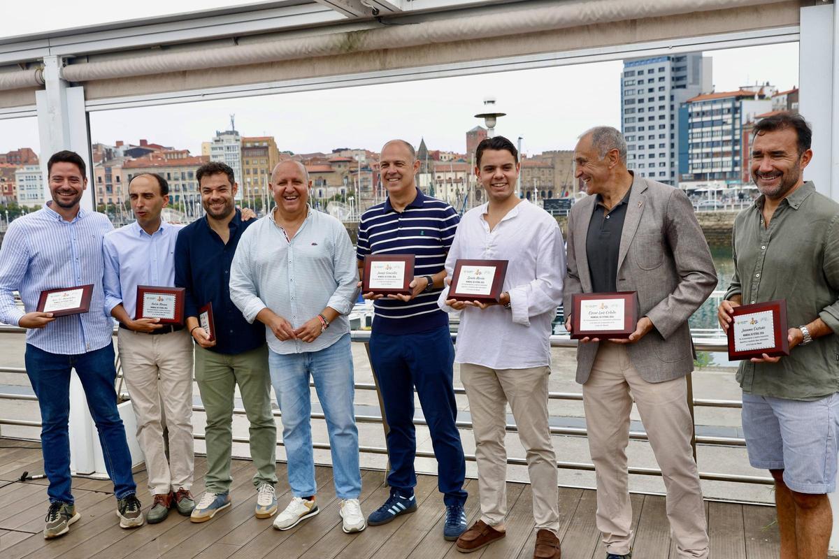 El homenaje a los técnicos y periodistas asturianos mundialistas, en imágenes