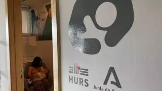 El Reina Sofía habilita una sala de lactancia en el vestíbulo del Materno Infantil