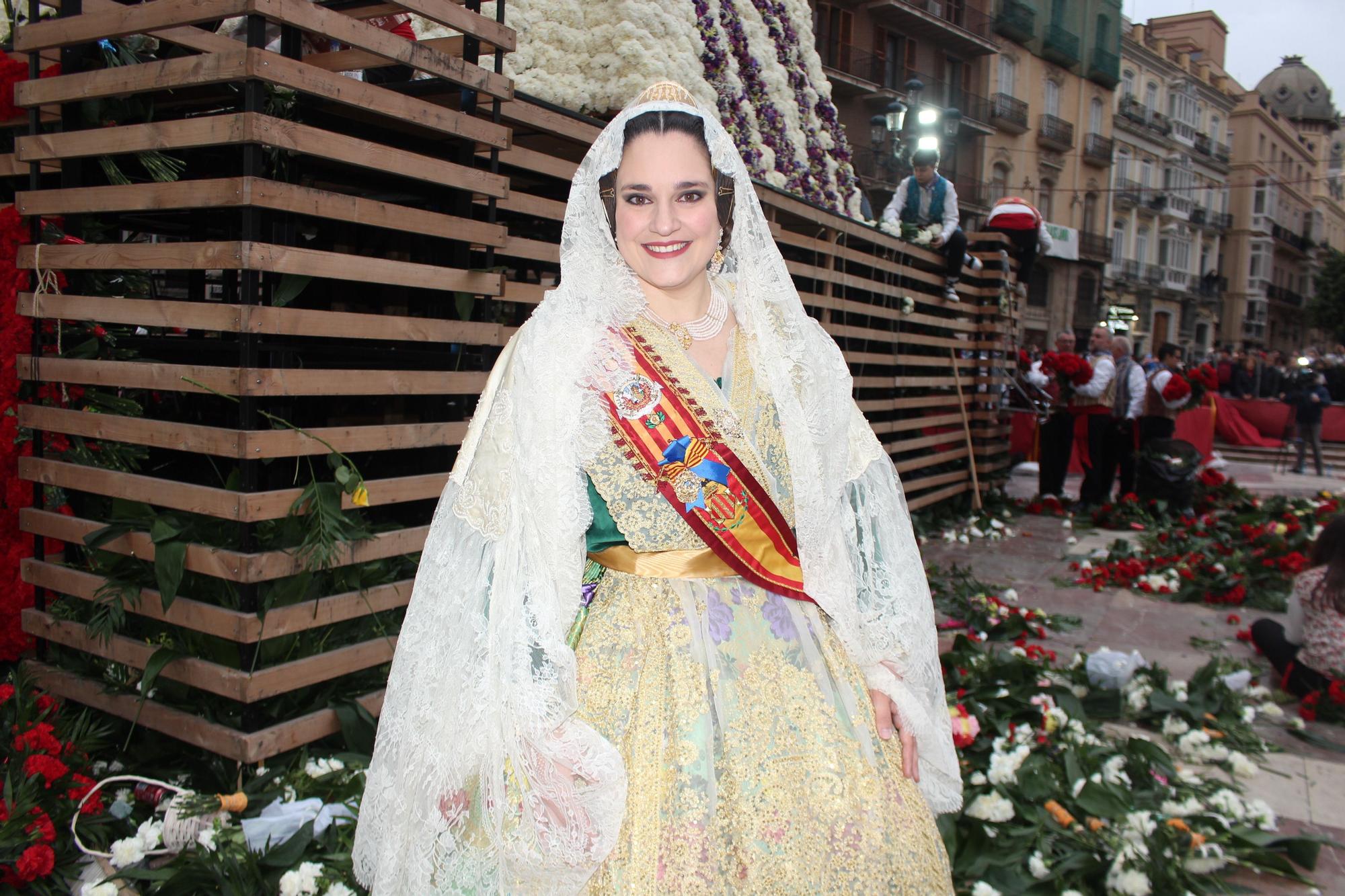 Galería de falleras ilustres en la Ofrenda de las Fallas 2022