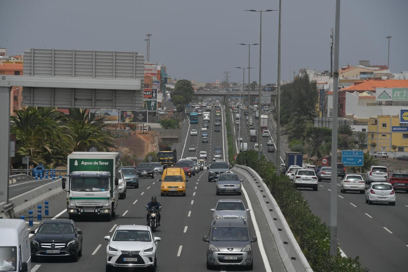 Operación salida del 'puente' de agosto en Gran Canaria