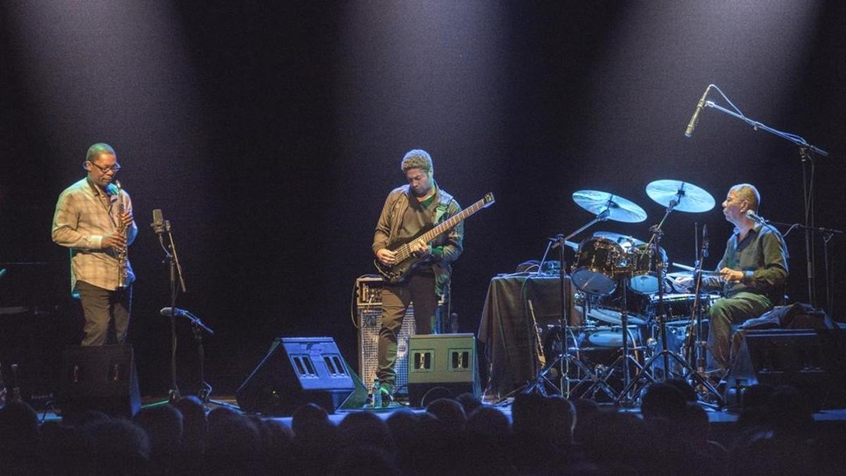 DeJohnette, Coltrane y Garrison, en la sala Barts.