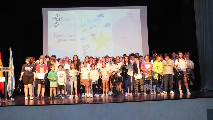 Presentan 242 obras al premio literario Felipe Trigo infantil y juvenil