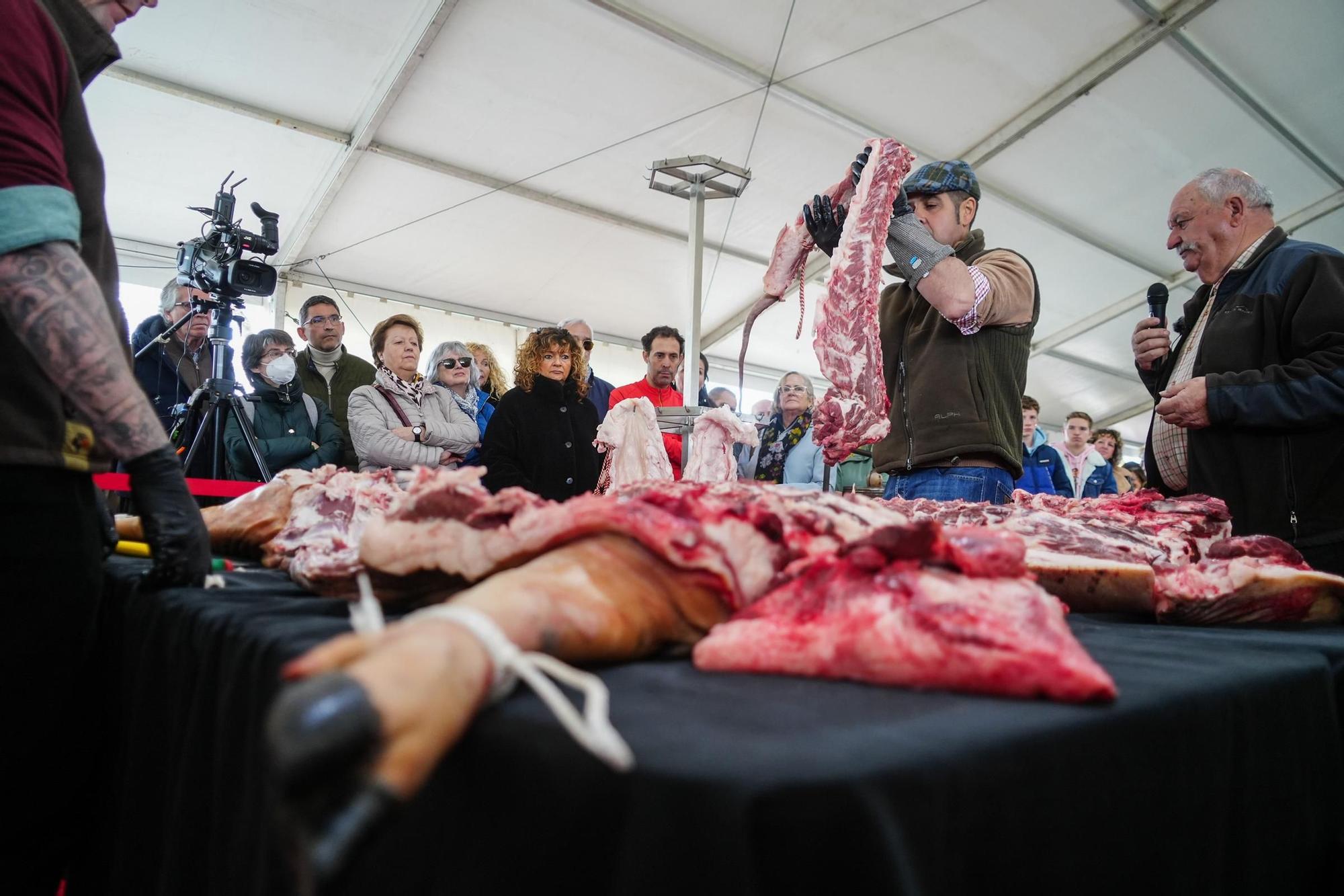 Villanueva de Córdoba revive el ritual de la matanza