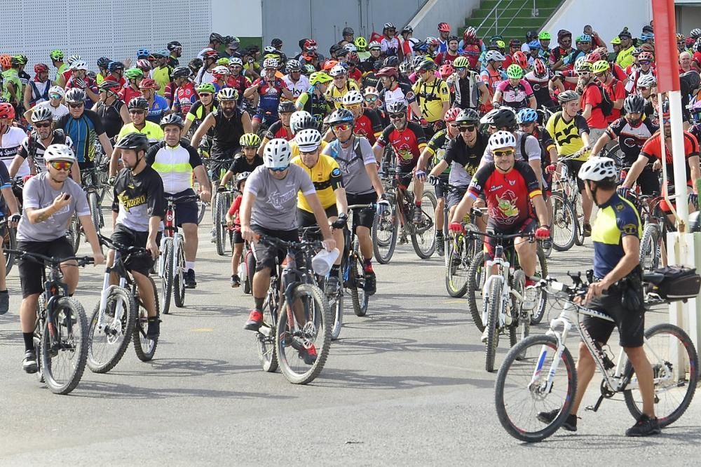 Marcha ciclista contra las multas del Seprona