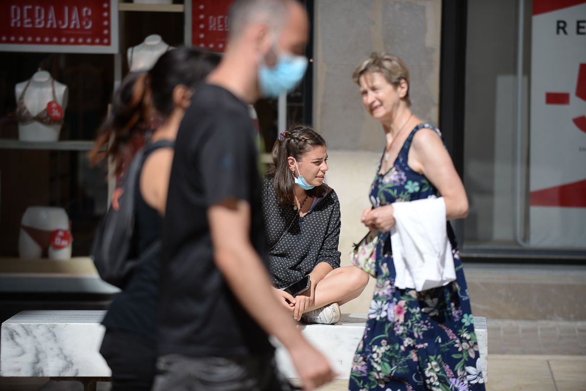 Primer día sin mascarillas en el exterior en Málaga