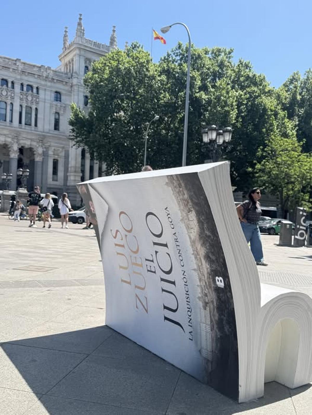 El banco del libro 'El juicio', de Luis Zueco.
