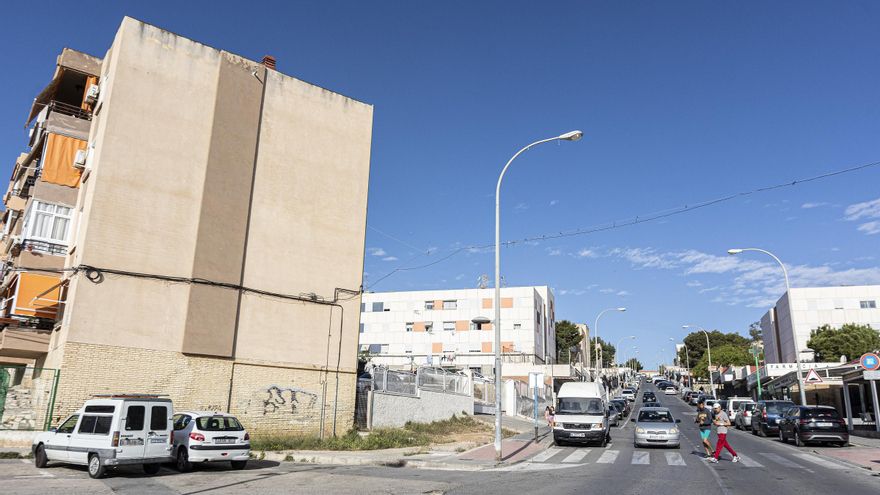 ¿Pisos baratos en la gran ciudad? Estos son los dos barrios de Elche y Alicante donde el metro cuadrado no alcanza los 500 euros