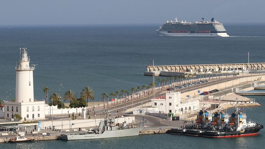 El paisaje de Málaga, a debate con la Farola de fondo