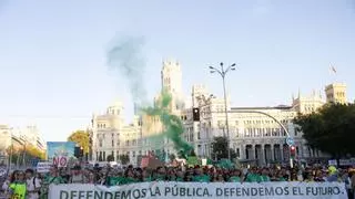 La huelga educativa arranca en Madrid con un amplio seguimiento y cargas policiales en la universidad